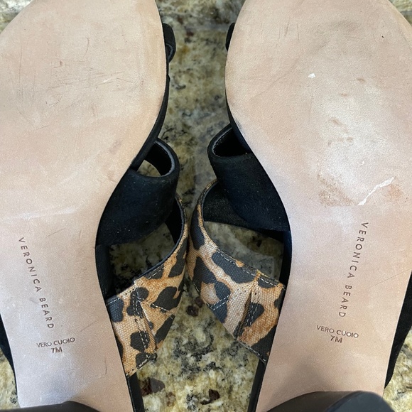 NWOB Veronica Beard Zuri Toe Ring Leopard Black Suede Sandals Heels Size 7M - Picture 9 of 13